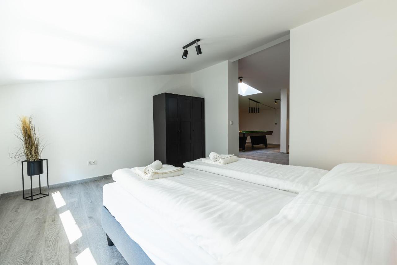Open Space With Free Parking - Leopoldstadt Viena Exterior foto