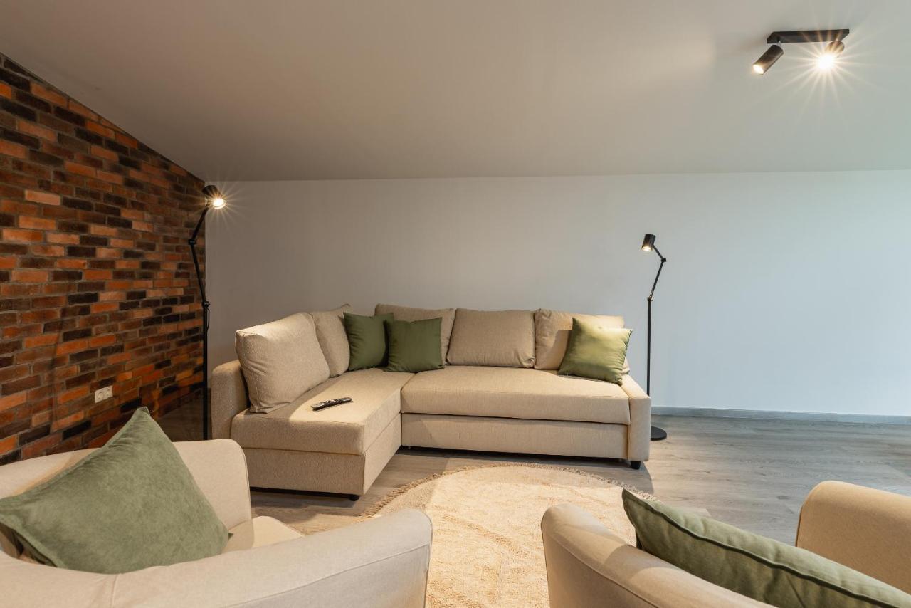 Open Space With Free Parking - Leopoldstadt Viena Exterior foto